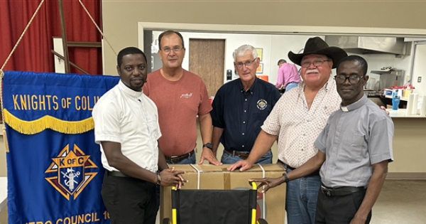 Cuero & Yorktown Knights Donate Wheelchairs